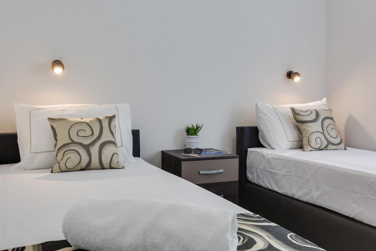 Apartmani Kastelina Vir Exterior foto